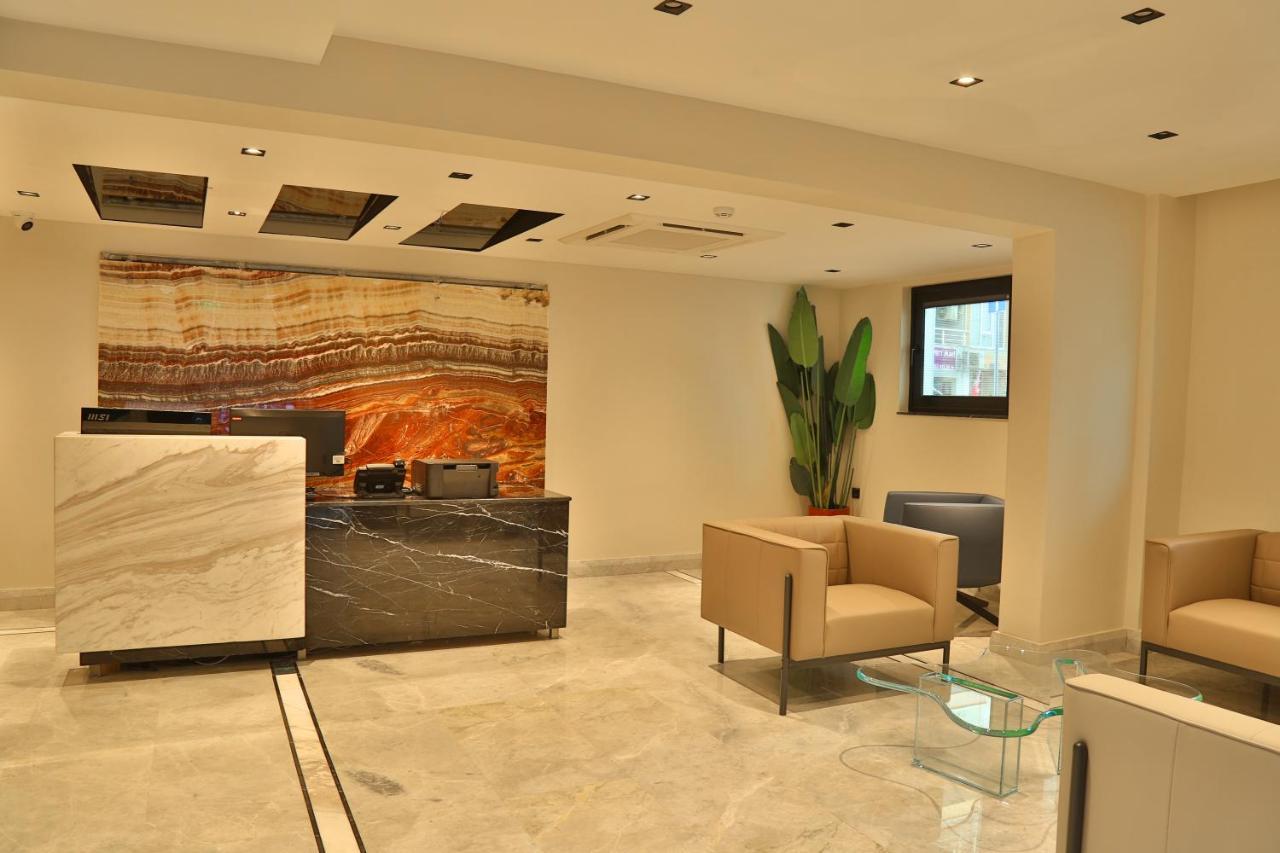 In The Middle Hotel أنطاليا المظهر الخارجي الصورة