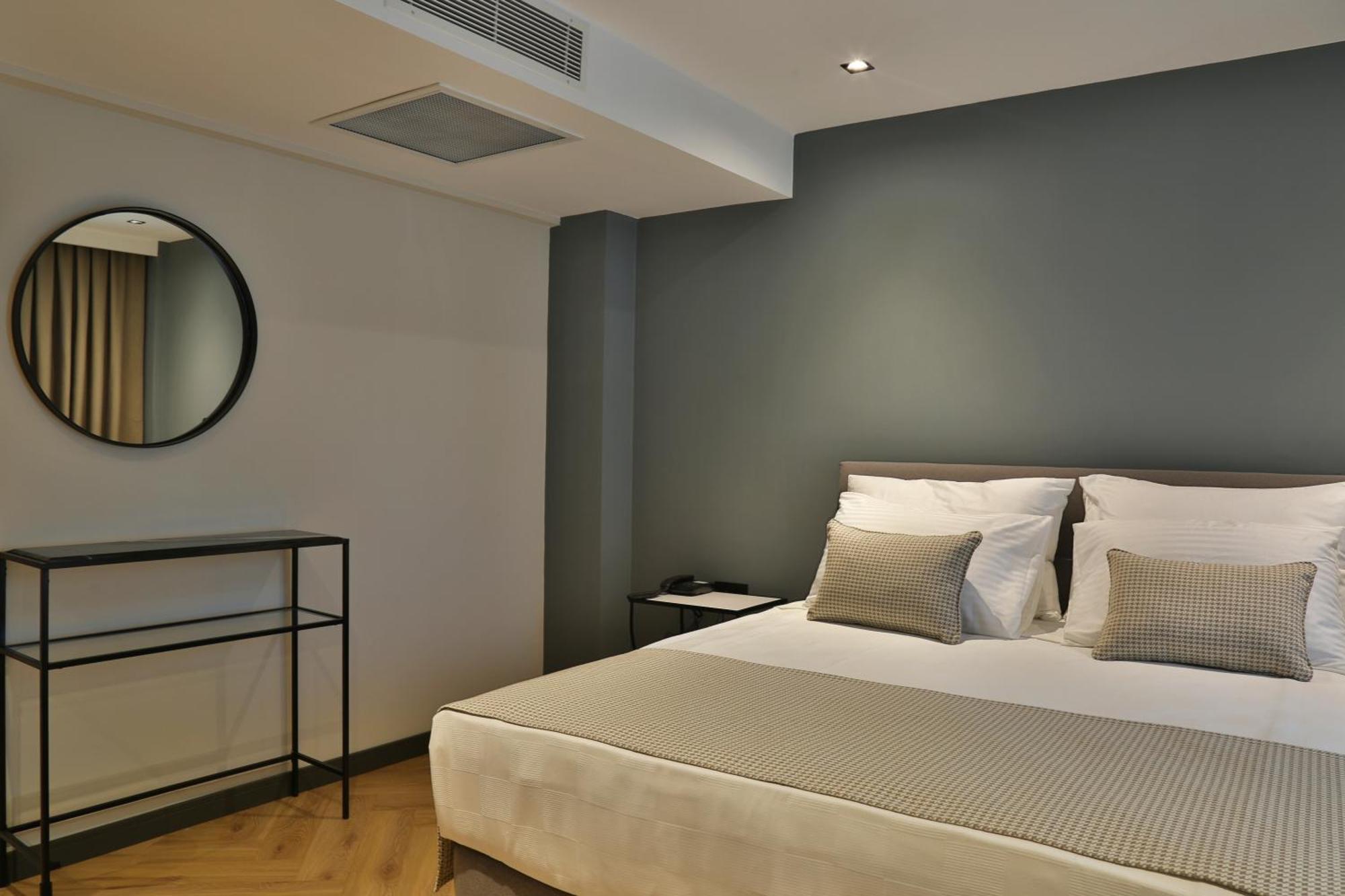 In The Middle Hotel أنطاليا المظهر الخارجي الصورة