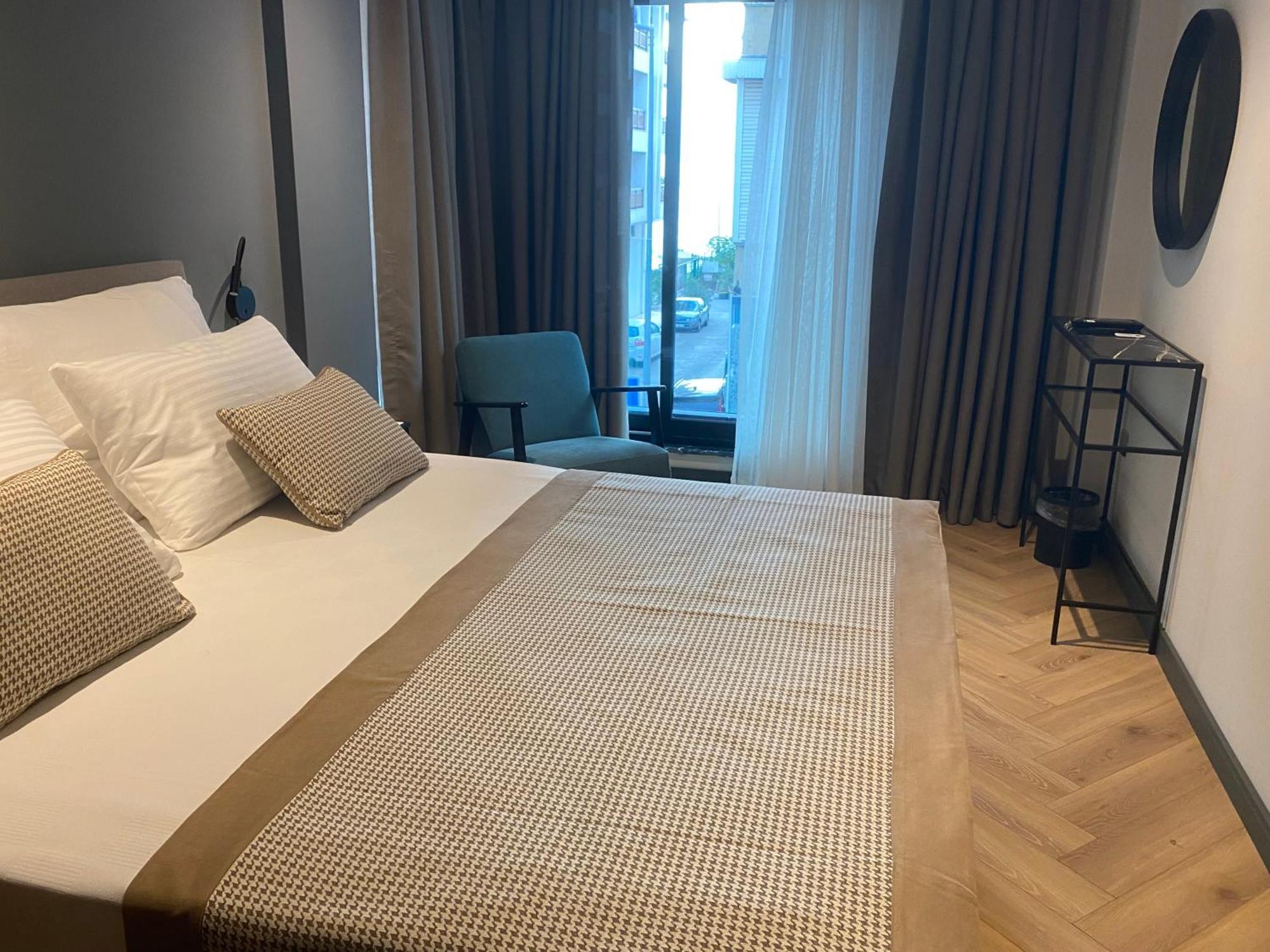 In The Middle Hotel أنطاليا المظهر الخارجي الصورة