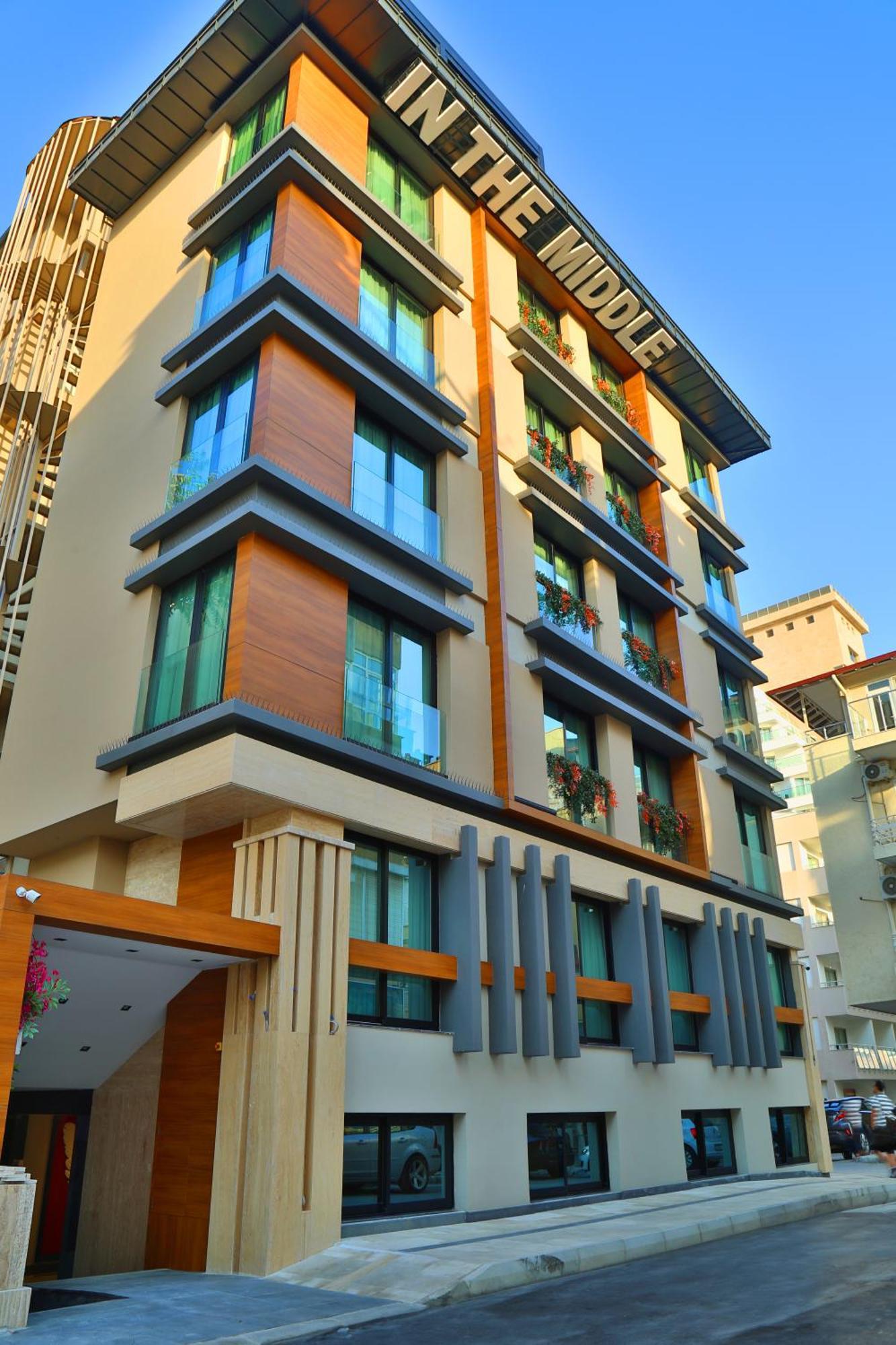 In The Middle Hotel أنطاليا المظهر الخارجي الصورة